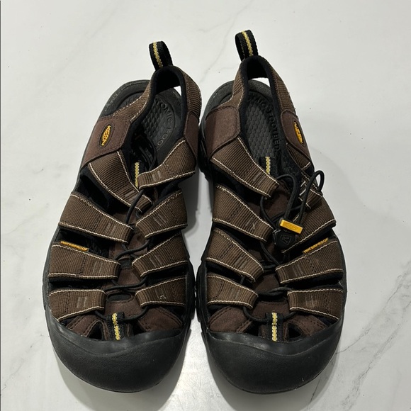 Keen Men's Brown Sandals - Picture 1 of 5